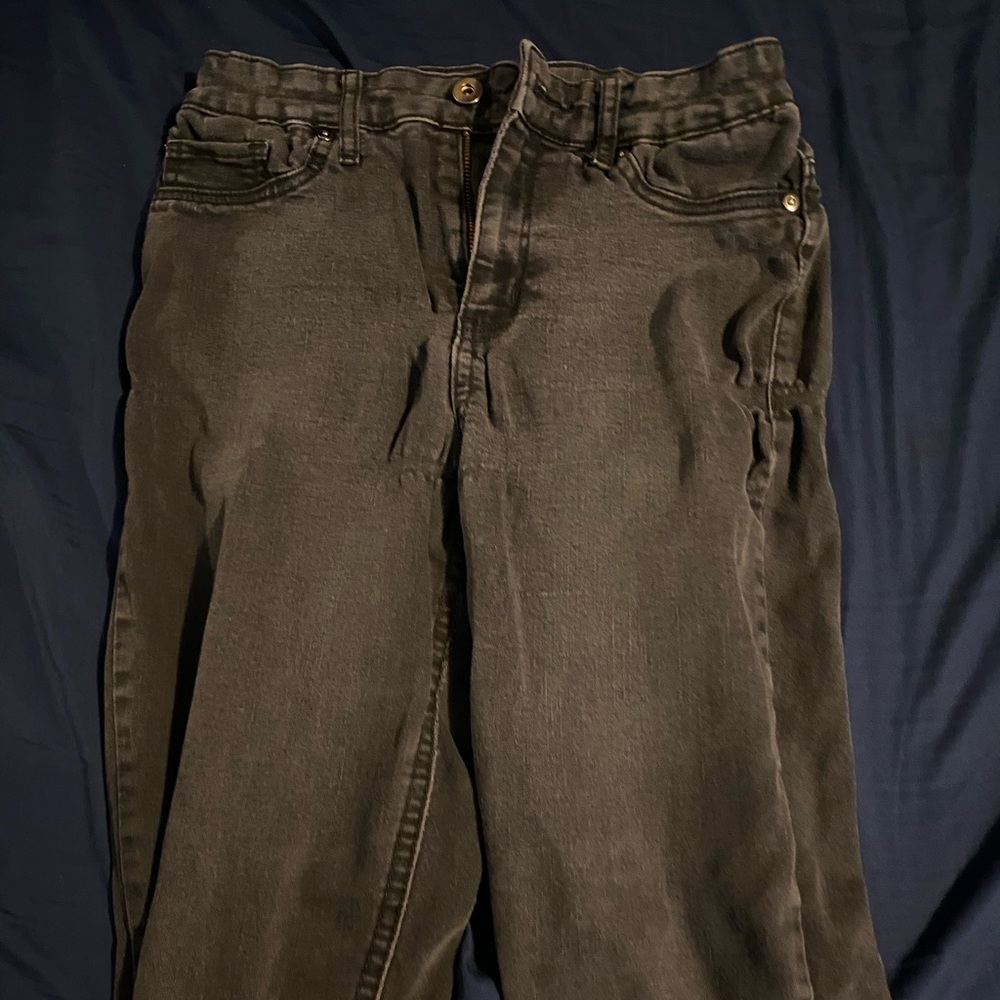 Worn but not damaged